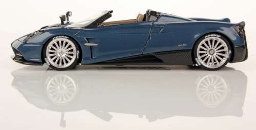 Pagani Huayra Roadster 2017 blue+carbon 1/43 IXO NEW+boxed    #5562 instant wheels