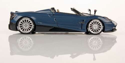 Pagani Huayra Roadster 2017 blue+carbon 1/43 IXO NEW+boxed    #5562 instant wheels