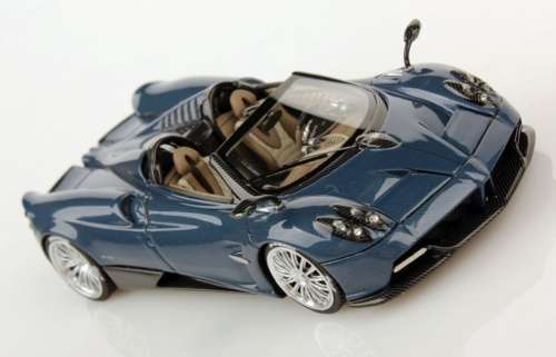 Pagani Huayra Roadster 2017 blue+carbon 1/43 IXO NEW+boxed    #5562 instant wheels