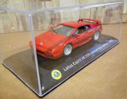 Lotus Esprit V8 25th Anniversary Edition 2002 red 1/43 IXO NEW+boxed #5563 instant wheels