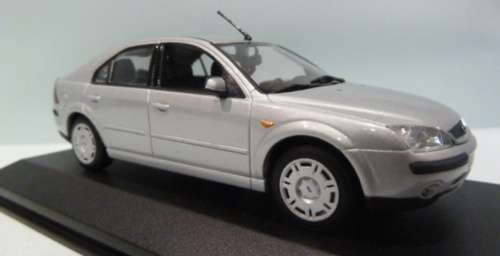 Ford Mondeo MKIII Saloon 2001 silver 1/43 Minichamps NEW+boxed  #5587 instant wheels