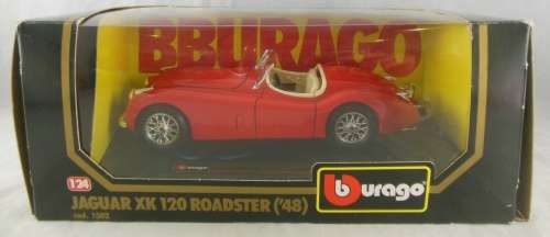 Jaguar XK120 1948 red 1/25 Bburago NEW+boxed  #2255 instant wheels