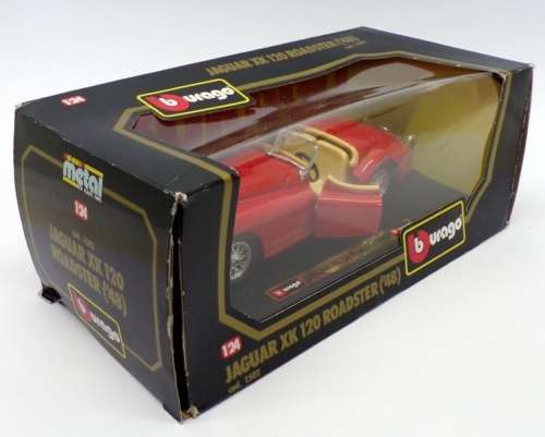 Jaguar XK120 1948 red 1/25 Bburago NEW+boxed  #2255 instant wheels