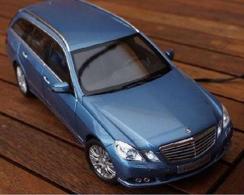 Mercedes-Benz E-Class T-Model W212 2011 blue-met 1/18 Minichamps NEW+boxed #8025 instant wheels