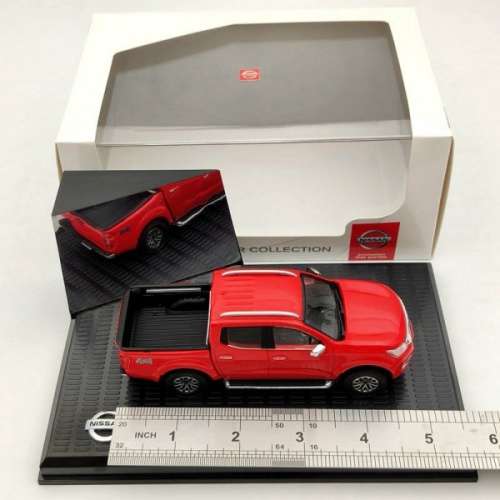 Nissan Navara 4x4 dbl.cab 2021 red 1/43 Nissan Ltd Collectn NEW+boxed  #5596 instant wheels