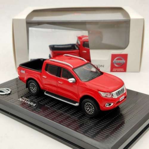 Nissan Navara 4x4 dbl.cab 2021 red 1/43 Nissan Ltd Collectn NEW+boxed  #5596 instant wheels