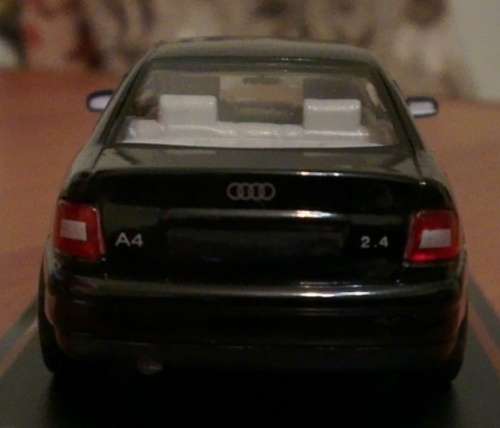 Audi A4 B5 (Type 8D) 2001 black 1/43 IXO NEW+showcased  #5612 instant wheels