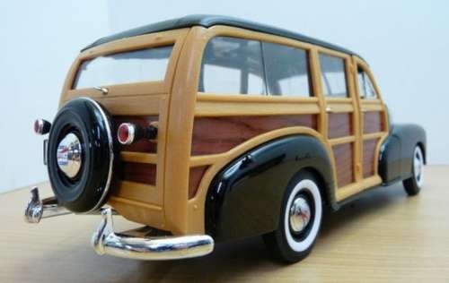 Chevrolet Fleetmaster *Woody* 1948 dk.brown 1/24 Welly NEW+boxed  #2328 instant wheels
