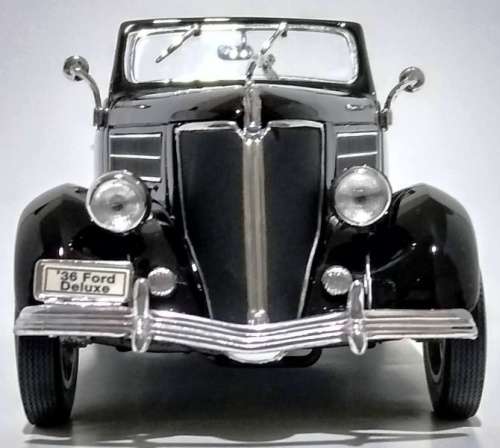 Ford Deluxe Cabriolet 1936 black 1/24 Welly NEW+boxed   #2329 instant wheels