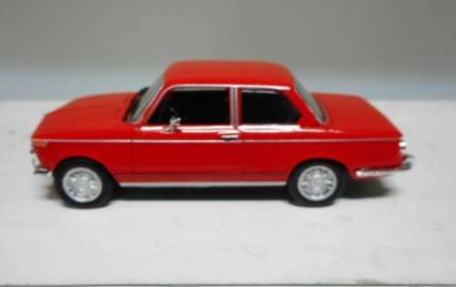 BMW 1602 1972 red 1/43 IXO NEWinBlister  #5603 instant wheels
