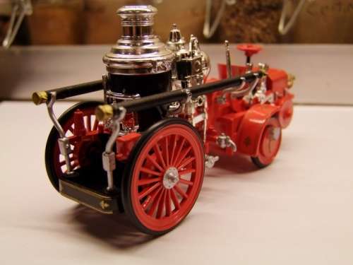 Christie Steamer Fire Truck 1912 red 1/43 RoadChamps NEW+showcased  #5774 instant wheels