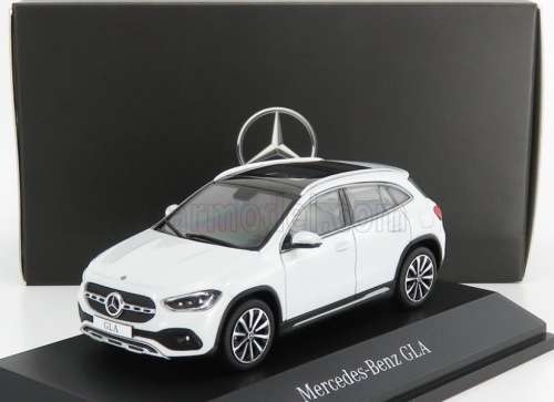 Mercedes-Benz GLA (H247) 2020 digitalwhite 1/43 Spark NEW+boxed  #5804 instant wheels