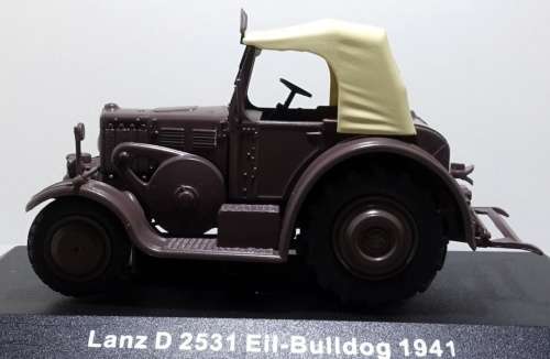 Lanz D2531 Eil-Bulldog Tractor 1941 brown 1/43 Hachette/UH NEWinBlister 5794 instant wheels