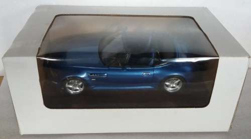 BMW M - Roadster 1996 blue-met 1/18 Bburago NEW+reboxed  #8026 instant wheels