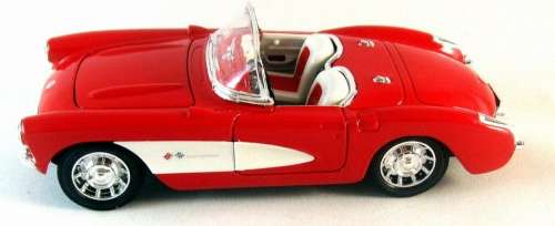 Chevrolet Corvette 1957 red+white 1:24 Welly NEW+boxed  #2238 instant wheels