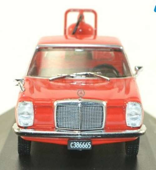 Mercedes-Benz 220D/8 (W115) BAKKIE 1972 red 1/43 IXO NEW+boxed  #5823 instant wheels