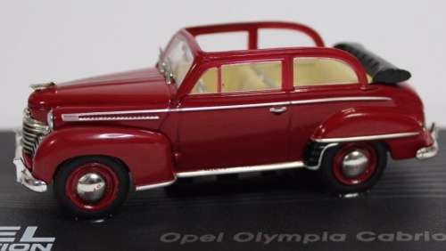 Opel Olympia Cabriolet Limousine 1951 red 1/43 IXO NEW+boxed  #4618 instant wheels
