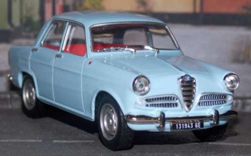 Alfa Romeo Giulietta 1956 lt.blue 1/43 IXO NEW+boxed  #5837 instant wheels