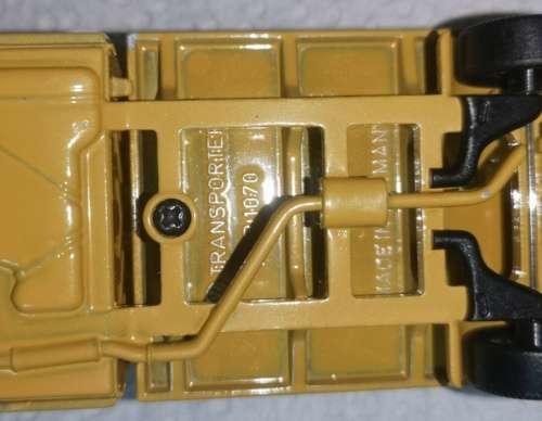 Volkswagen Transporter T4 Flatbed 2001 lt.brown 1:43 Herpa-GAMA NEW+boxed #5832 instant wheels