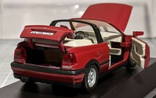 Volkswagen Golf III Cabriolet 1996 red-met 1:43 Schabak NEW+boxed #5848 instantwheels