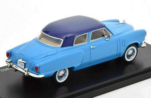 Studebaker Champion Custom 1952 lt.blue/dk.blue 1-43 NEO NEW+boxed   #5851 instant wheels