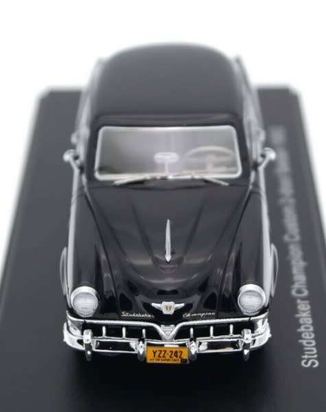 Studebaker Champion Sedan F1 1952 black 1-43 NEO NEW+boxed  #5852 instant wheels