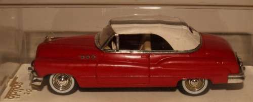 Buick Super 1950 (convertible) red+white 1:43 NEW+showcased  5856 instant wheels