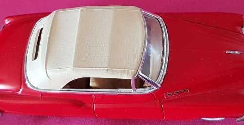 Buick Super 1950 (convertible) red+white 1:43 NEW+showcased  5856 instant wheels