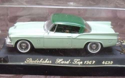 Studebaker Silver Hawk 1950 lt.+dk.green 1:43 Solido NEW+showcased   #5860 instant wheels