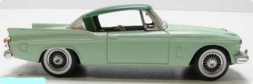 Studebaker Silver Hawk 1950 lt.+dk.green 1:43 Solido NEW+showcased   #5860 instant wheels