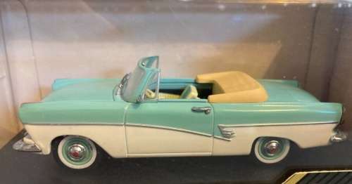 Ford Taunus 17M Cabriolet 1957 blue+white 1:43 Solido NEW+boxed  #5863 instant wheels