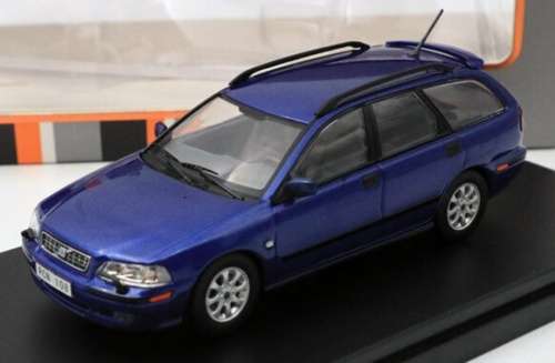 Volvo V40 2001 dk.blue-metallic 1:43 PremiumX NEW+boxed  #5876 instant wheels