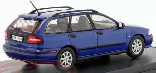 Volvo V40 2001 dk.blue-metallic 1:43 PremiumX NEW+boxed  #5876 instant wheels