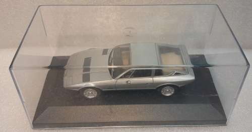 Maserati Khamsin 1974 silver 1:43 Schuco NEW+showcased  #5882 instant wheels