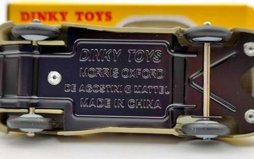 Morris Oxford Saloon 1954 green 1:43 Dinky159/Mattel NEW+boxed  #5886 instant wheels