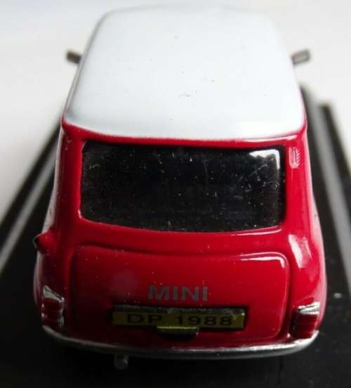 Mini Cooper 1968 red/white 1/43 IXO NEW on base+reblistered  #5909 instant wheels