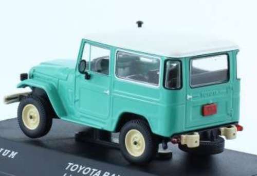 Toyota Land Cruiser FJ40 1967 green 1:43 Triple 9 Clctn NEW+boxed  #5928 instant wheels