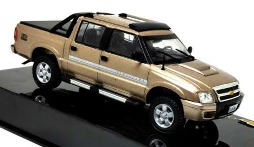Chevrolet S-10 DeLuxe 2.5 Pick-up 2009 1:43 IXO NEW+boxed  #5929 instant wheels