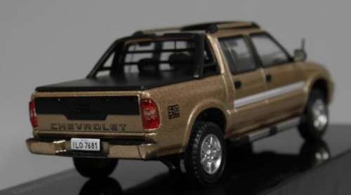 Chevrolet S-10 DeLuxe 2.5 Pick-up 2009 1:43 IXO NEW+boxed  #5929 instant wheels