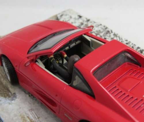 Ferrari F355 GTS Spider open 1995 red (JBond/007) 1:43 IXO NEW+boxed #5939 instant wheels