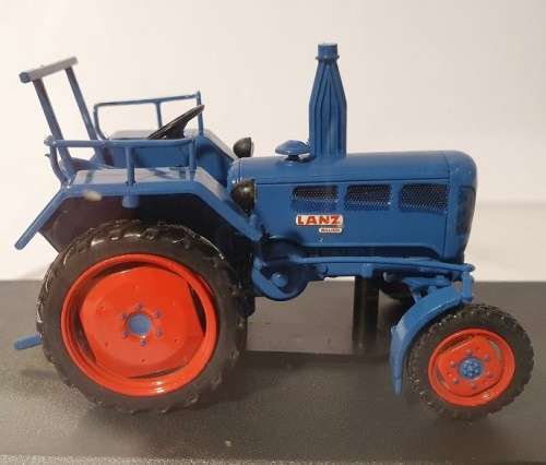 Lanz D2016 1955 tractor blue 1/43 UH/Hachette NEWinBlister  #5953 instant wheels