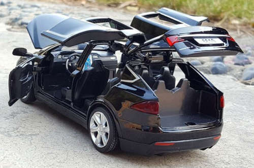 Tesla Model X 2022 black 1/32 Zabawka NEWinBlister  #3211 instant wheels