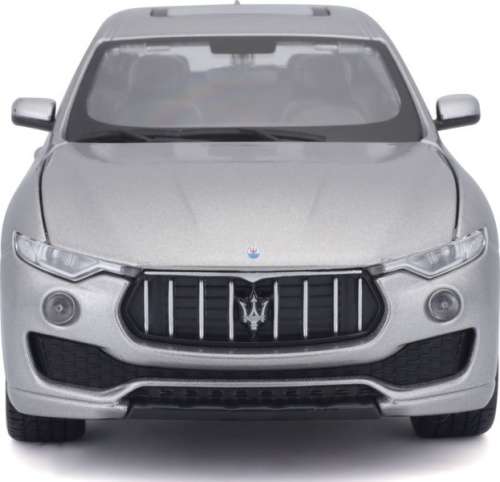 Maserati Levante 2016 silver 1/24 Bburago NEW+boxed  #2290 instant wheels
