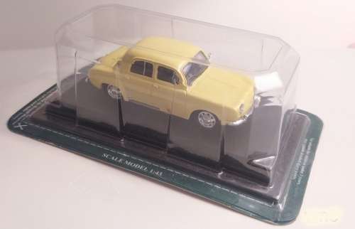 Renault Dauphine 1960 beige 1/43 IXO NEWinBlister #5078 instant wheels