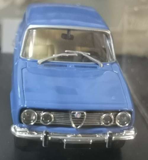 Alfa Romeo 1750 1968 blue 1:43 Starline Models NEW+boxed *4214 instant wheels