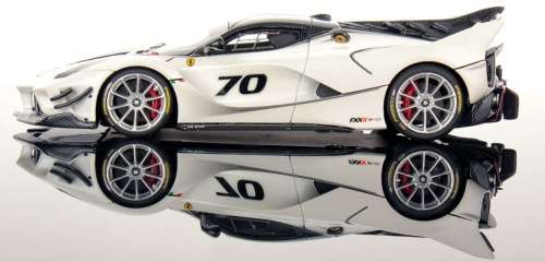 Ferrari FXX K EVO No.70 2017  white-met/carbon 1:43 Ferrari-Bburago NEW+boxed *5963 instant wheels