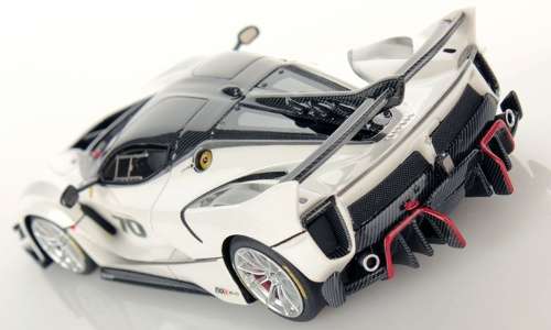 Ferrari FXX K EVO No.70 2017  white-met/carbon 1:43 Ferrari-Bburago NEW+boxed *5963 instant wheels
