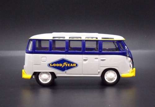 Volkswagen Type 2 - T1 Samba Bus Good Year blue/white 1:43 Greenlight New+boxed *4438 instant wheels