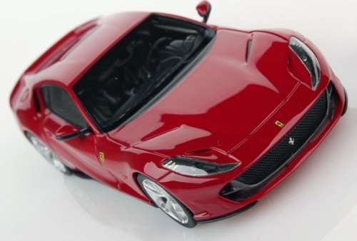 Ferrari 812 Superfast (FE021A) 2017 red 1:43 IXO-Altaya NEW+boxed *4596 instant wheels
