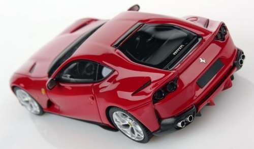Ferrari 812 Superfast (FE021A) 2017 red 1:43 IXO-Altaya NEW+boxed *4596 instant wheels